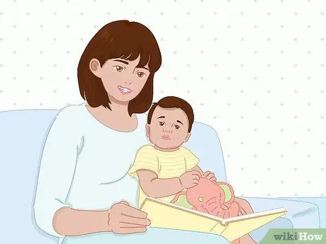 Играть с 6-месячным ребенком Шаг 11