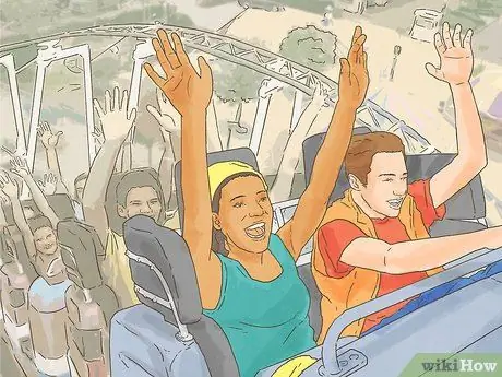 Подойдите ближе к девушке, шаг 14