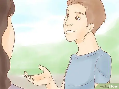 Поговорите с девушкой в классе Шаг 9