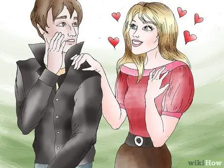 Узнай, нравится ли ты застенчивому парню Step 1