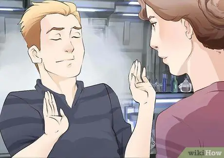 Прекратить сексуальные домогательства к женщинам Шаг 8