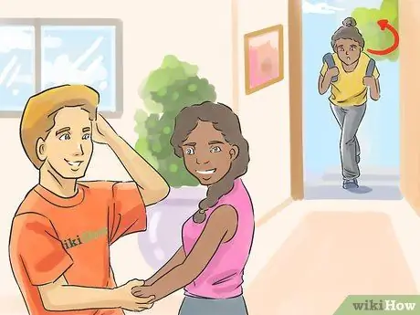 Заставьте старшую сестру быть к вам милой Шаг 12