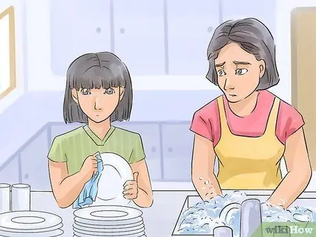 Заставь свою старшую сестру быть к тебе милой, шаг 3