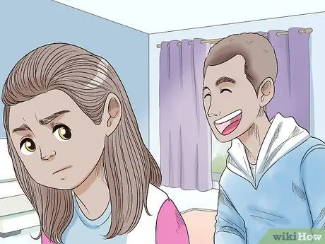 Не позволяйте брату вас раздражать Шаг 1