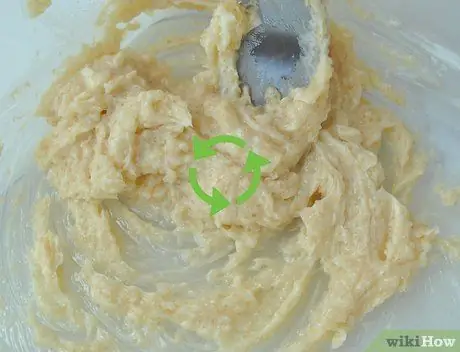 Сделайте съедобное тесто для печенья с шоколадной крошкой, шаг 1