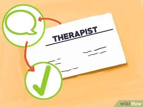 Справляйтесь, когда друзья относятся к вам по-другому после смерти вашего супруга Шаг 11