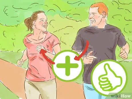 Справляйтесь, когда друзья относятся к вам по-другому после смерти вашего супруга Шаг 7