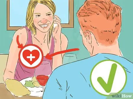 Справляйтесь, когда друзья относятся к вам по-другому после смерти вашего супруга Шаг 8