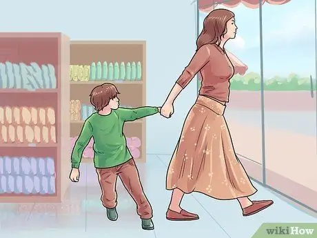 Успокойте расстроенного или рассерженного ребенка Шаг 10