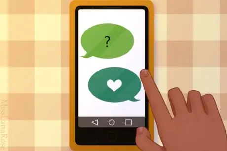 Рука и телефон с разговором