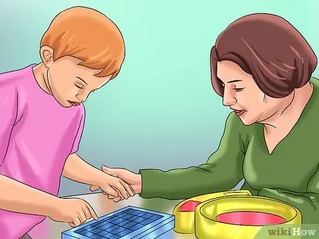 Уважайте детей с ограниченными возможностями Шаг 5