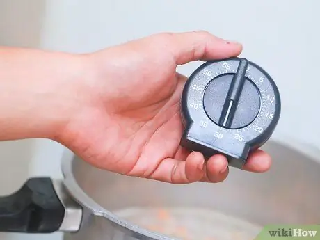 Приготовить домашний суп Шаг 6