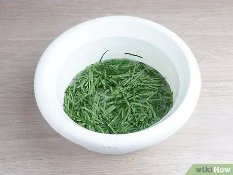 Приготовить нигерийский суп афанг Шаг 1