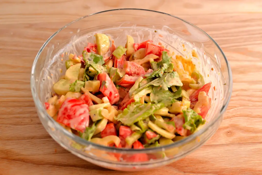 Как приготовить салат из тысячи островов: 7 шагов (с иллюстрациями)