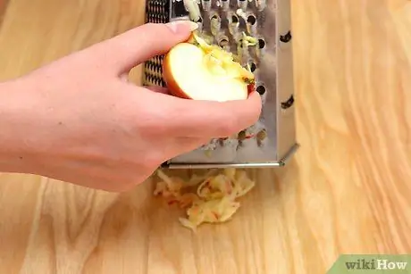 Приготовить салат из свеклы Шаг 4