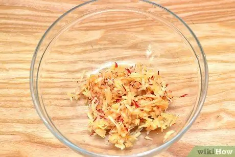 Приготовить салат из свеклы Шаг 5