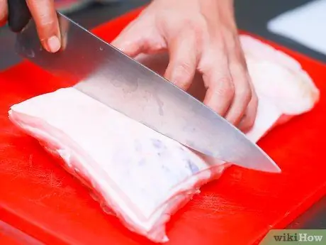 Приготовить грудинку из свинины, шаг 2