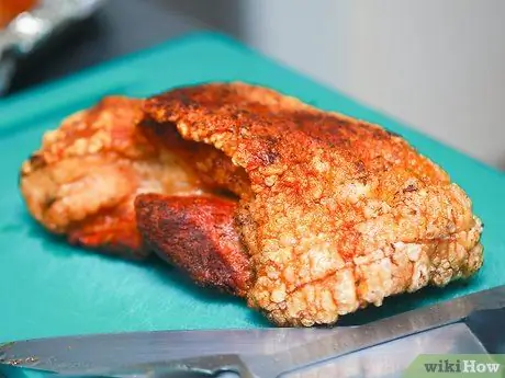 Приготовить грудинку из свинины Шаг 6