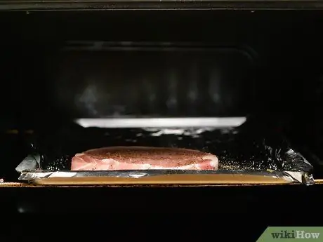 Приготовьте стейки из свиной корейки, шаг 6