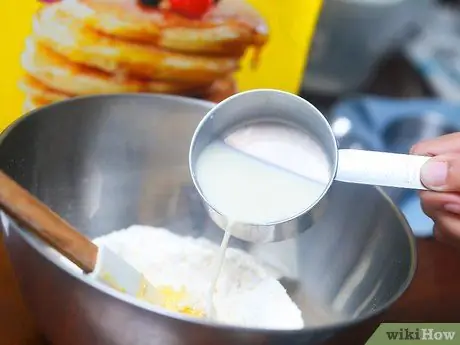 Приготовить печенье Bisquick Шаг 3