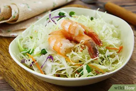 Готовьте уже приготовленные креветки Шаг 11