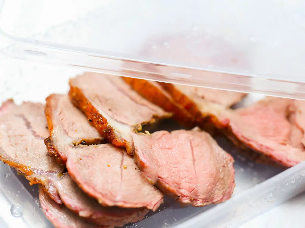 Как запечь баранину: 15 шагов (с иллюстрациями)