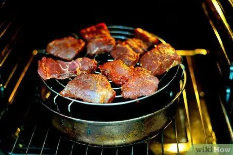 Приготовить вяленое мясо из оленины, шаг 12