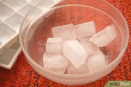 Сделайте салат очень хрустящим, шаг 1