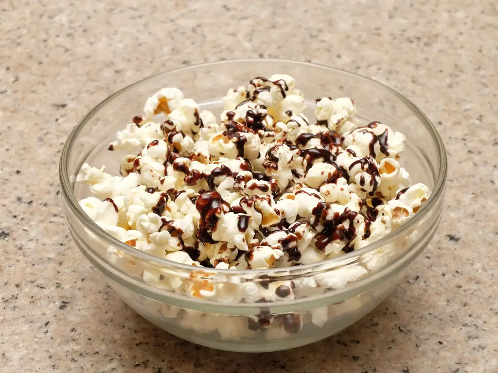 3 способа приготовить сладкий попкорн