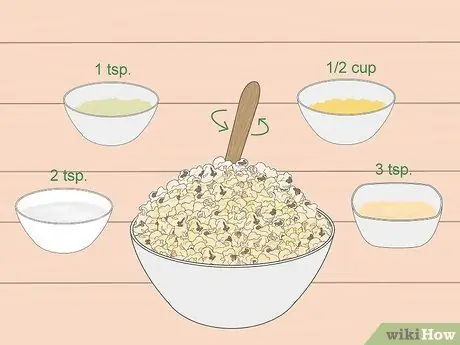 Ароматизируйте попкорн Шаг 6