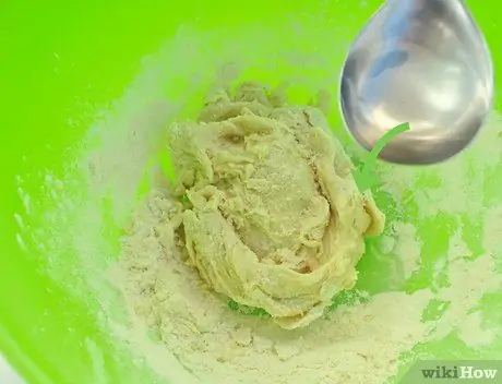 Приготовить пиццу на таве, шаг 3