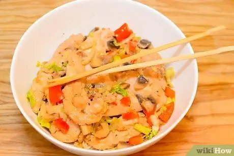 Сделать Чау Мейн Шаг 11