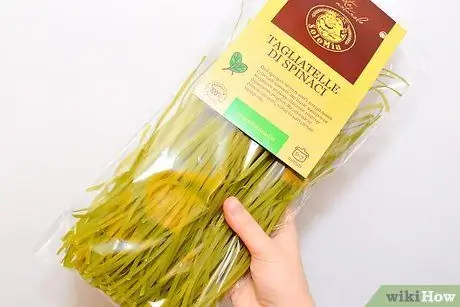 Приготовить чау-мейн Шаг 15