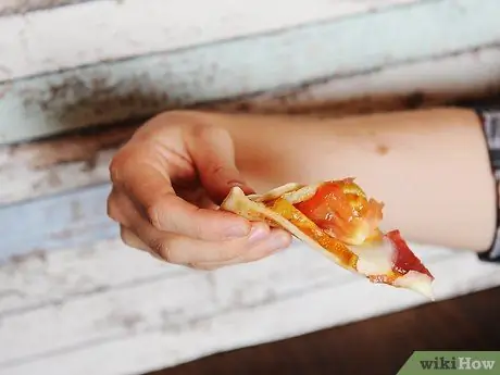 Съесть пиццу шаг 3