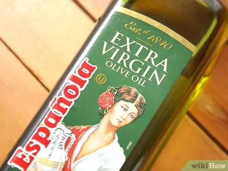 Приготовьте лимонное оливковое масло, шаг 2