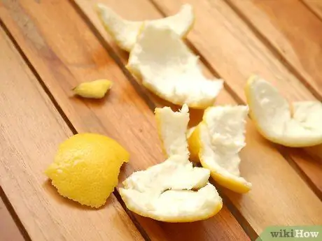 Приготовьте лимонное оливковое масло, шаг 5