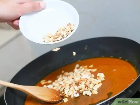 Сделайте торт с ананасом вверх ногами Шаг 4