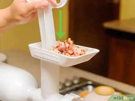 Приготовить итальянскую колбасу шаг 10