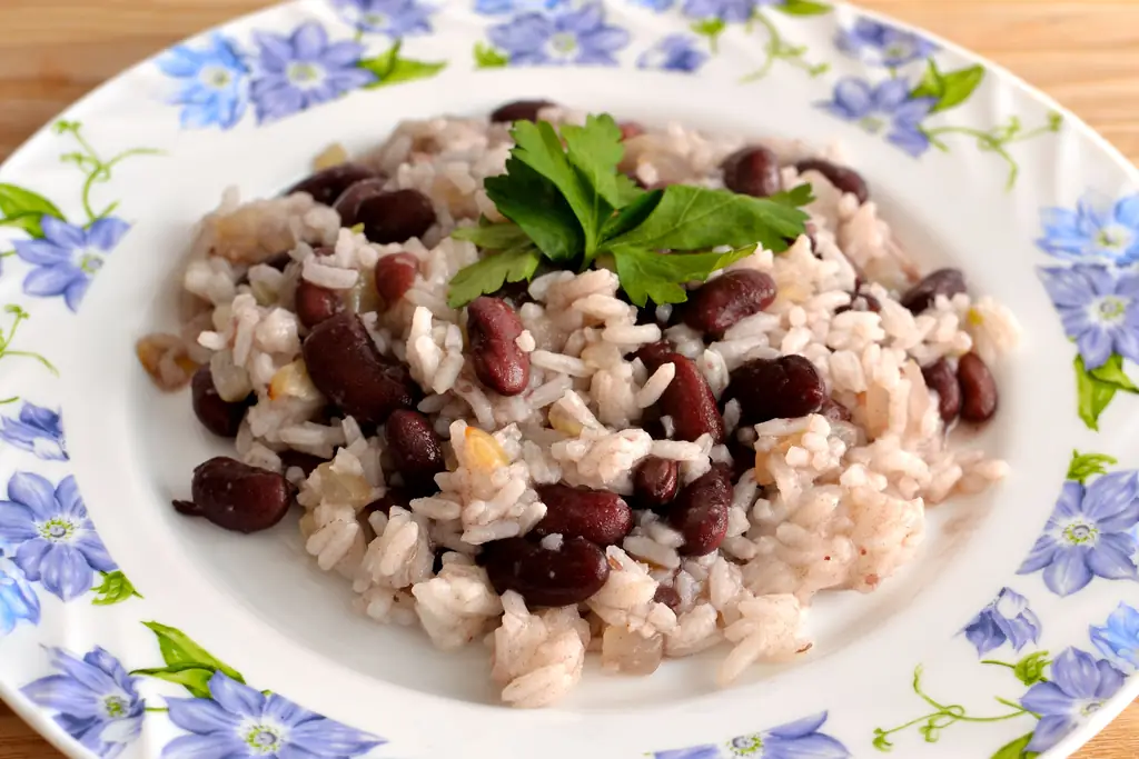 Как приготовить галло пинто: 8 шагов (с иллюстрациями)