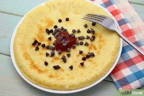 Готовить блины в рисоварке Шаг 9