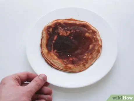 Приготовить клубничные блины, шаг 6