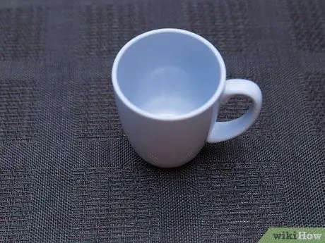 Сделать пирожное в кружке Шаг 1