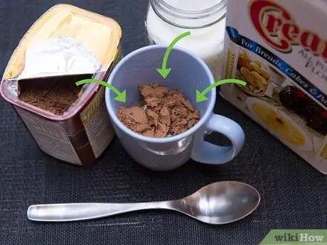 Приготовить пирожное в кружке, шаг 2