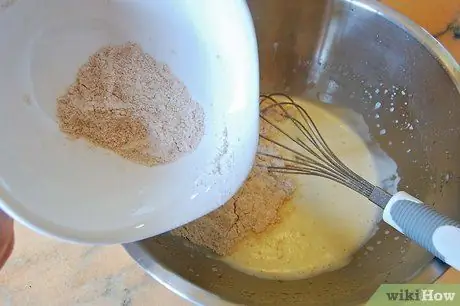 Сделайте вафельные рожки, шаг 3