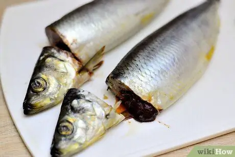 Сделайте Surstromming Шаг 3