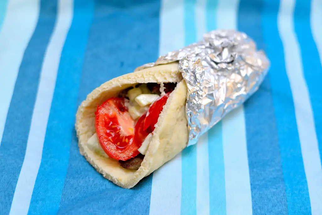 Как сделать греческий гироскоп (с иллюстрациями)