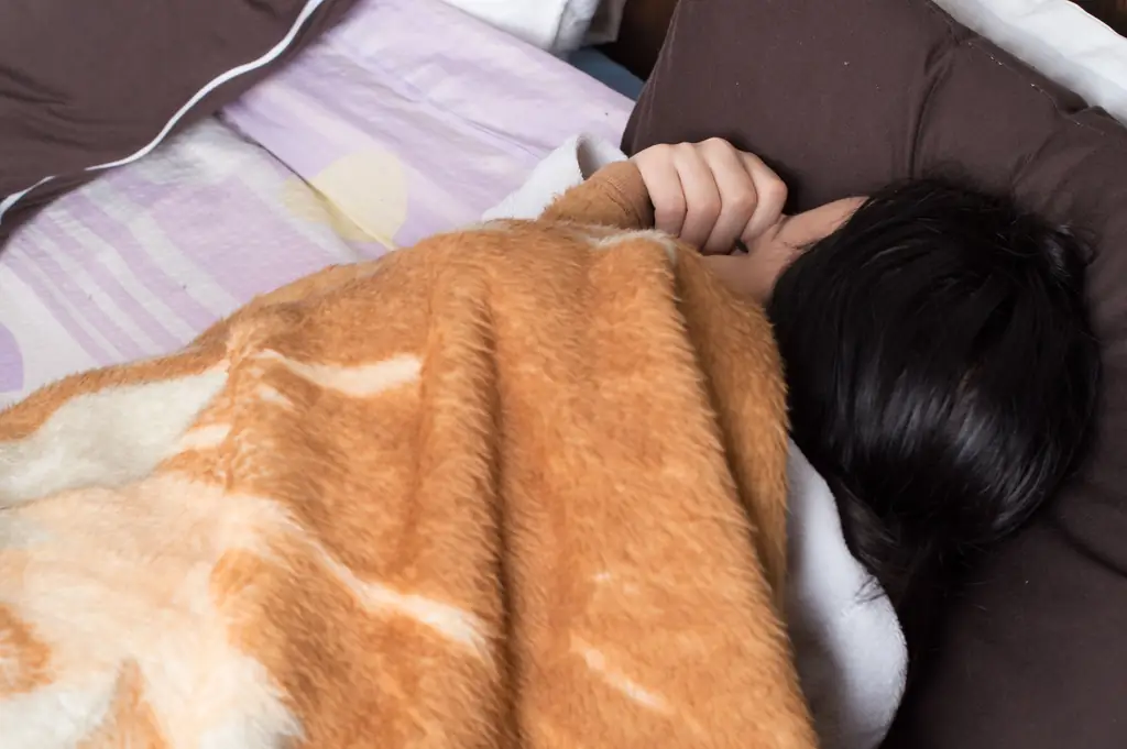 Как приготовить завтрак в постели для мамы: 10 шагов (с иллюстрациями)