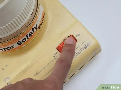 Приготовьте пакеты для выжимания еды для малышей, шаг 4