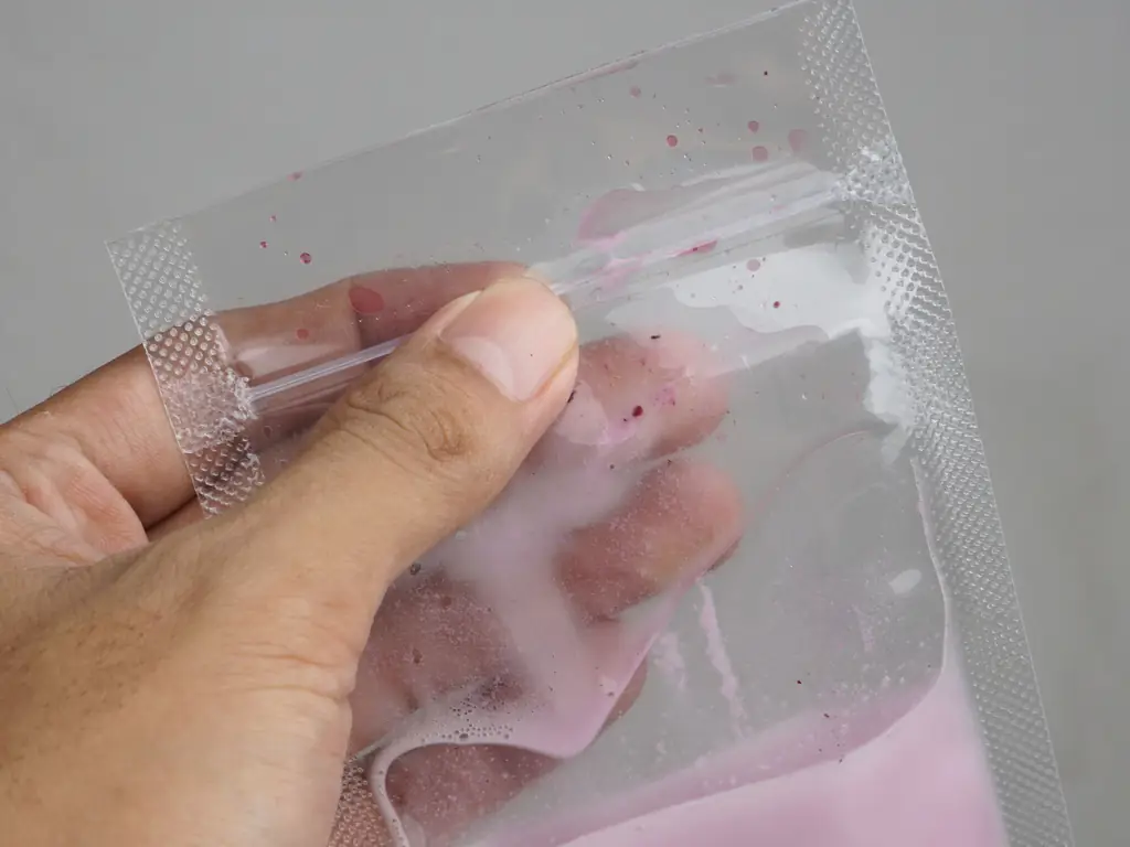 3 способа сделать пакеты для выжимок еды для малышей