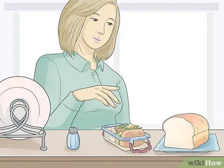 Заставьте вашего ребенка есть здоровый обед в школе Шаг 3